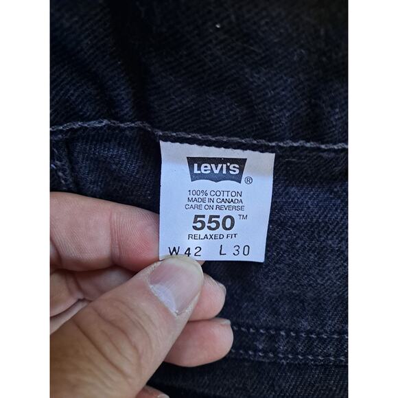 Levi's 550 Black Jeans Size 42 x 30 - Picture 3 of 5